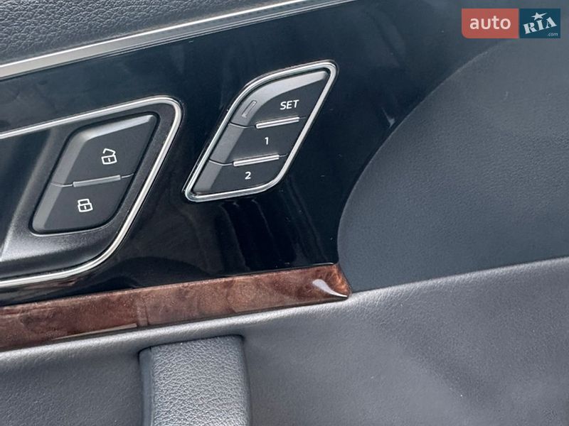 Внедорожник / Кроссовер Audi Q7 2016 в Черновцах