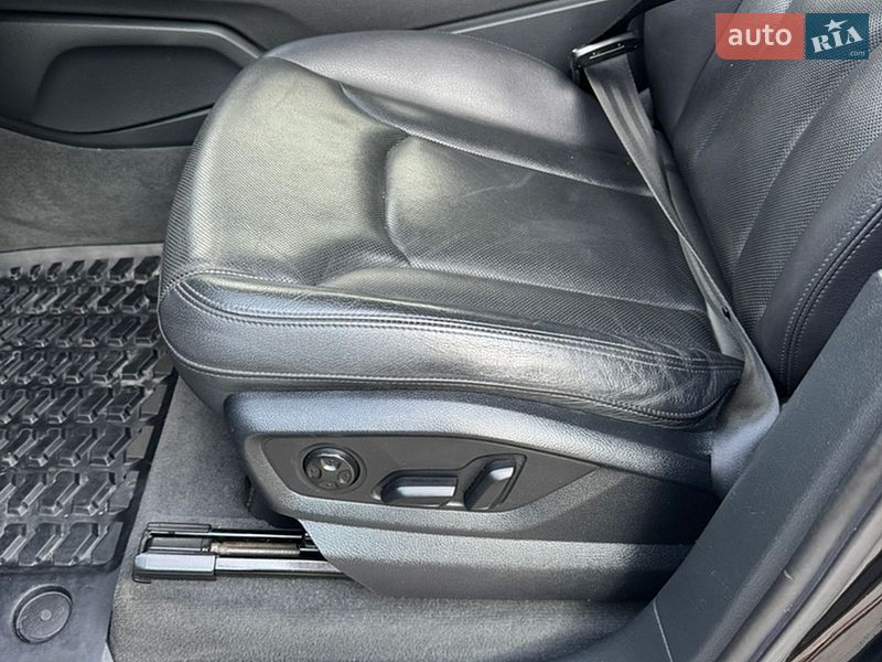 Внедорожник / Кроссовер Audi Q7 2016 в Черновцах