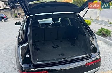 Внедорожник / Кроссовер Audi Q7 2016 в Черновцах