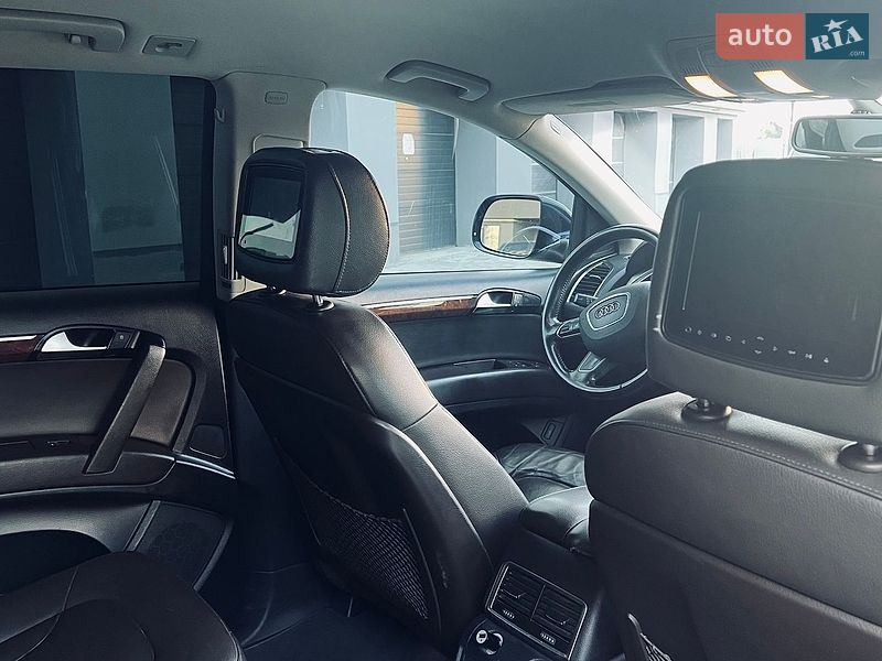 Позашляховик / Кросовер Audi Q7 2012 в Івано-Франківську