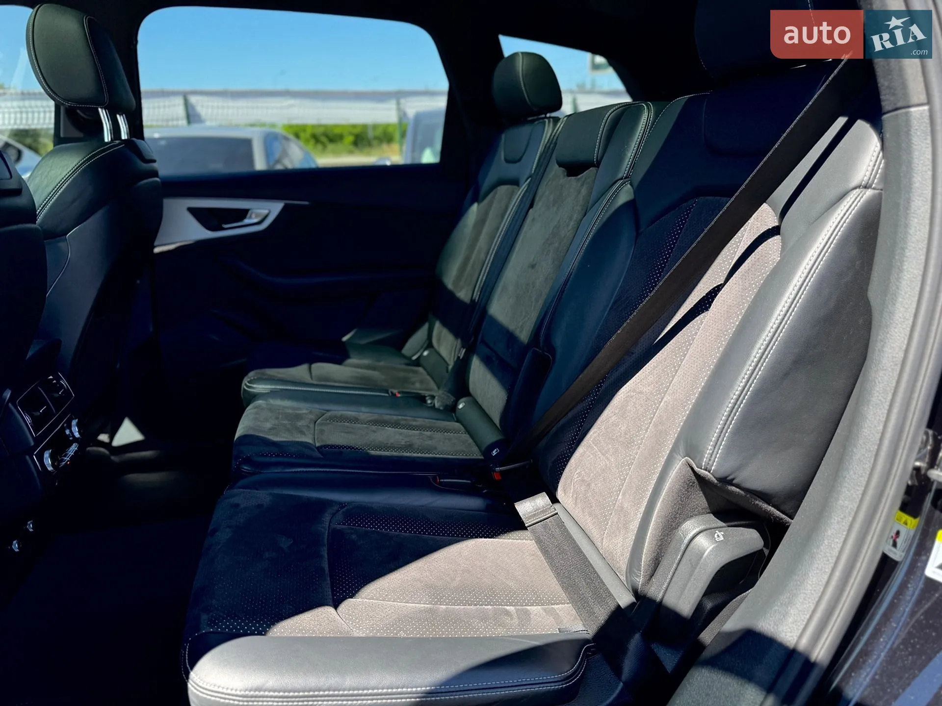 2017 Audi Q7 - мініатюра 14