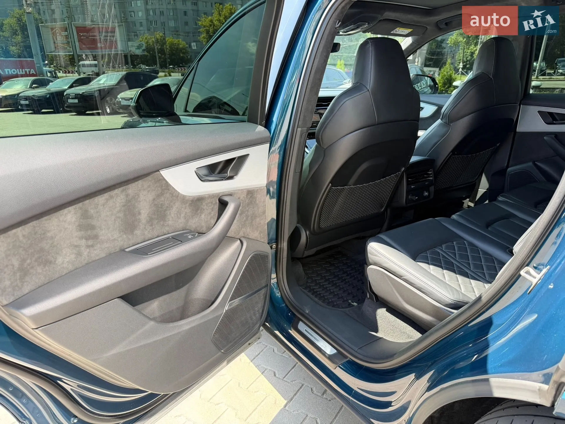 2021 Audi Q7 - мініатюра 18