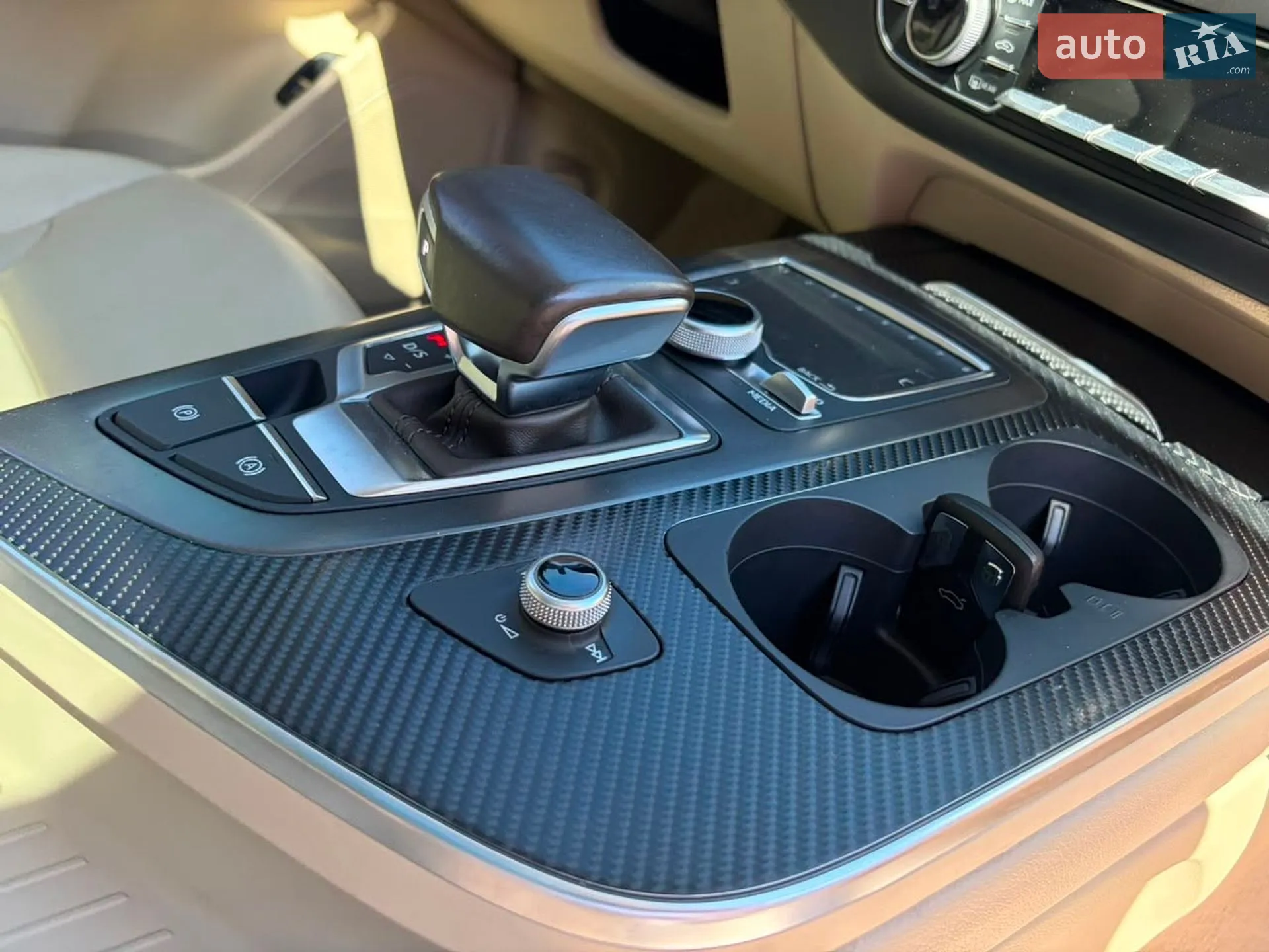 2016 Audi Q7 - мініатюра 46