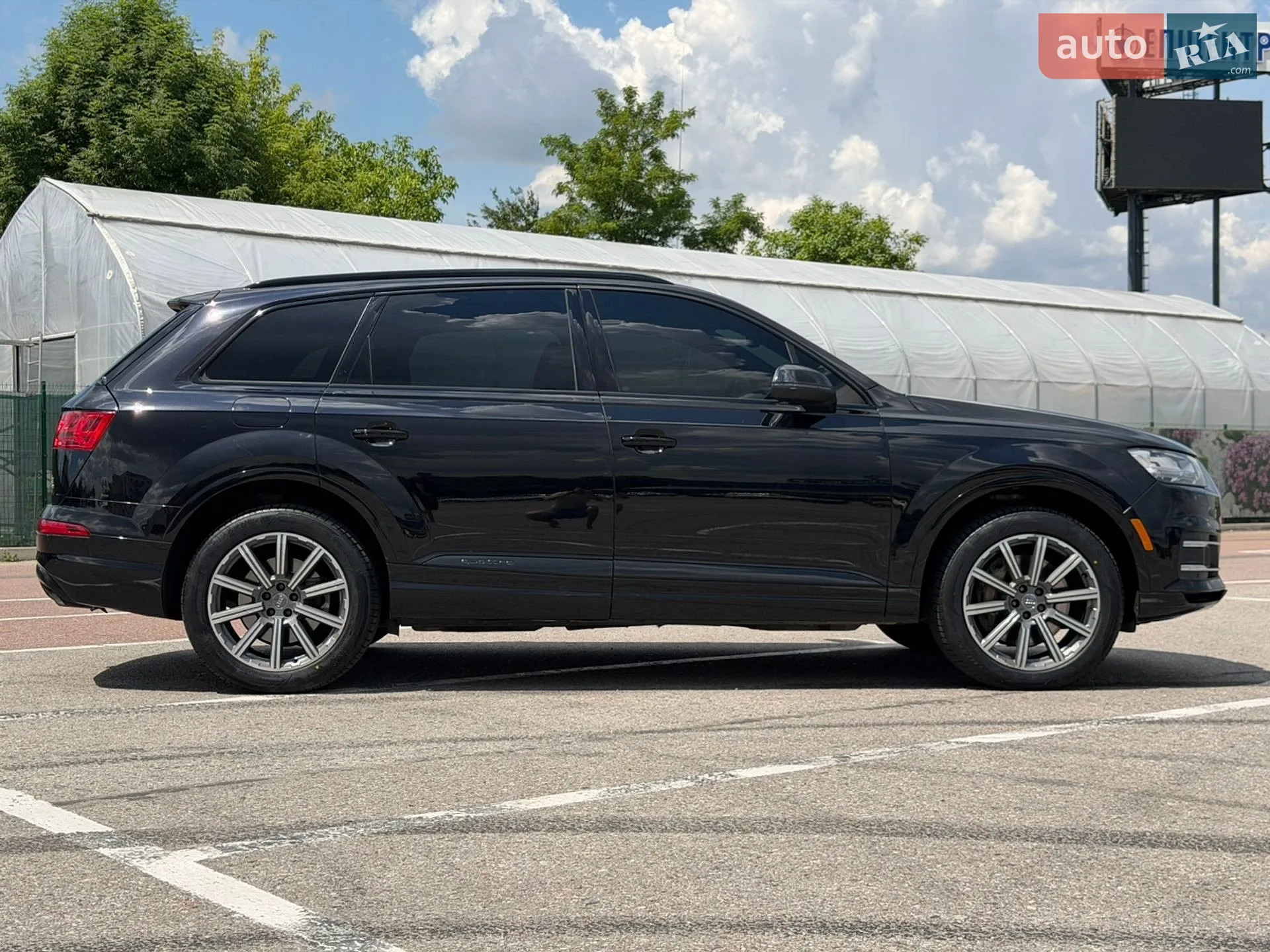 2017 Audi Q7 - мініатюра 10