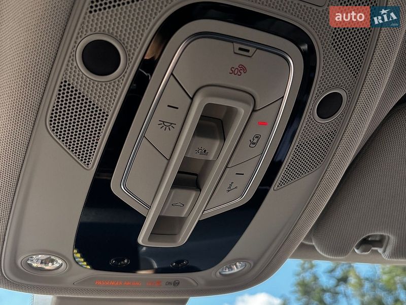 Позашляховик / Кросовер Audi Q7 2018 в Києві фото 12 Позашляховик / Кросовер Audi Q7 2018 в Києві