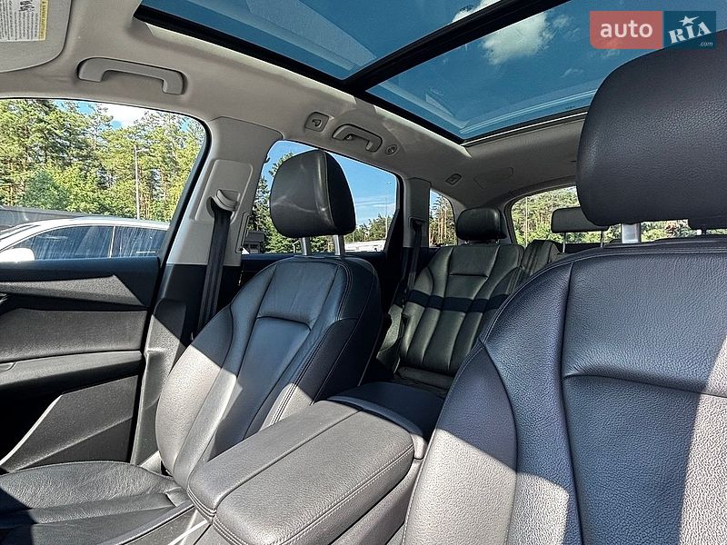 Позашляховик / Кросовер Audi Q7 2018 в Києві фото 16 Позашляховик / Кросовер Audi Q7 2018 в Києві