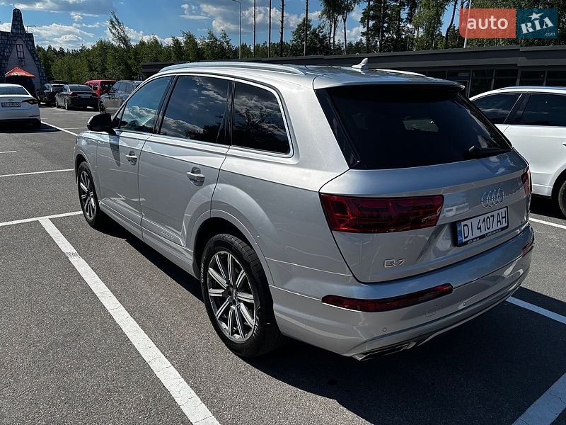 Позашляховик / Кросовер Audi Q7 2018 в Києві фото 8 Позашляховик / Кросовер Audi Q7 2018 в Києві