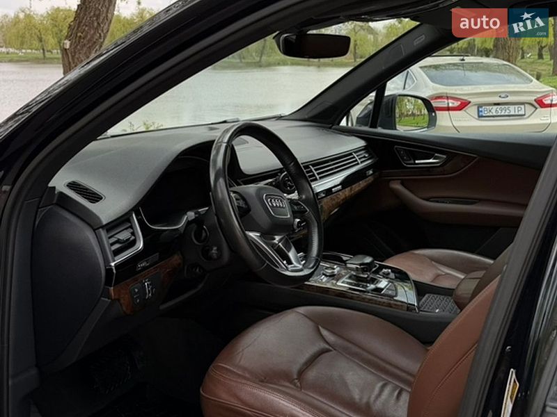 Внедорожник / Кроссовер Audi Q7 2016 в Ровно фото 12 Внедорожник / Кроссовер Audi Q7 2016 в Ровно