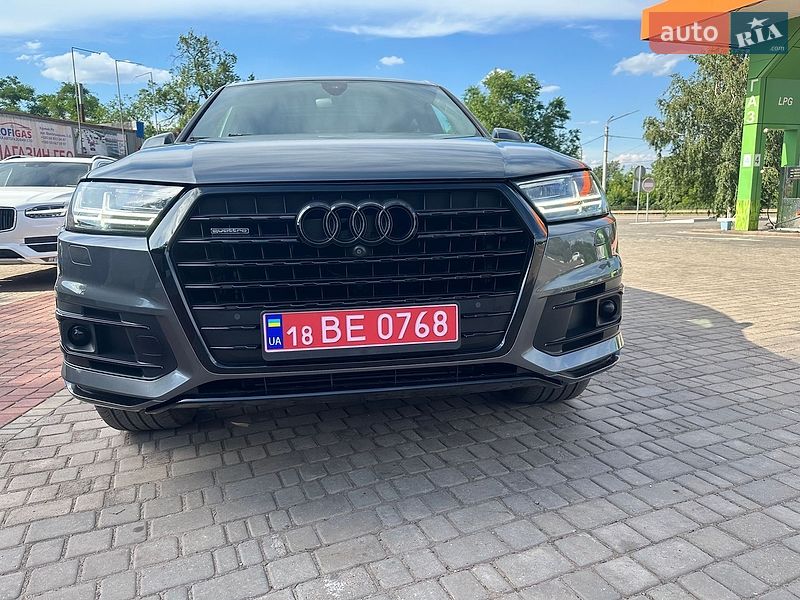 Внедорожник / Кроссовер Audi Q7 2018 в Кривом Роге
