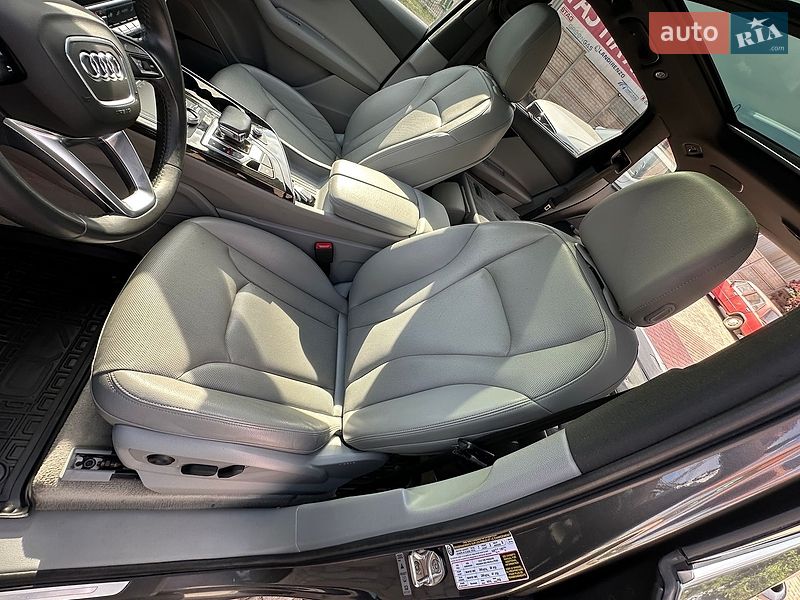 Внедорожник / Кроссовер Audi Q7 2018 в Кривом Роге