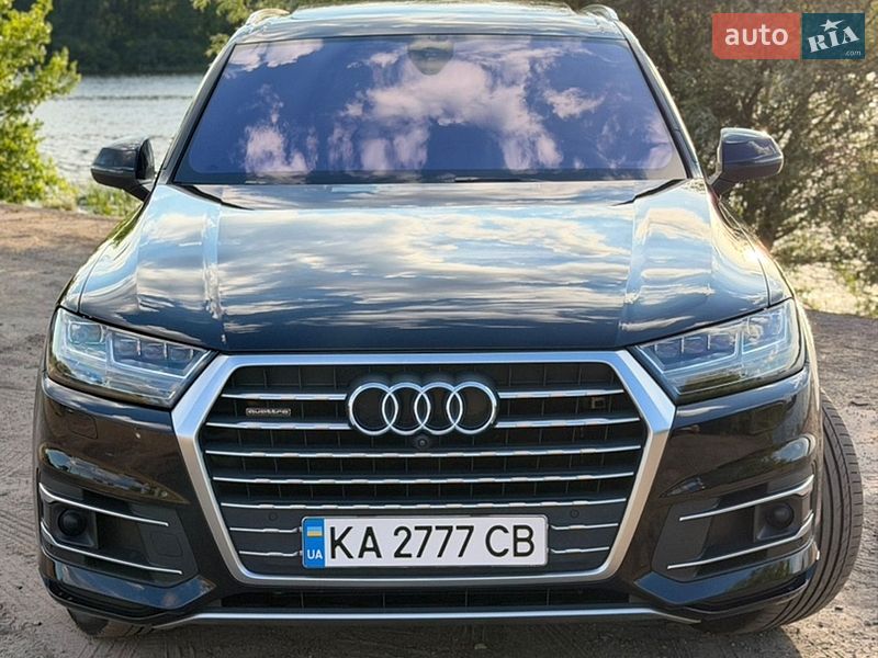 Позашляховик / Кросовер Audi Q7 2017 в Києві фото 35 Позашляховик / Кросовер Audi Q7 2017 в Києві