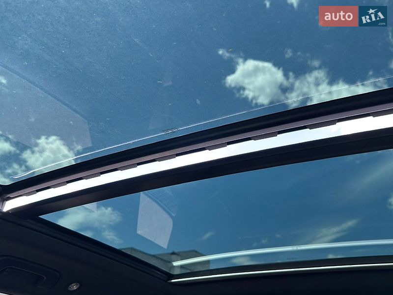 Внедорожник / Кроссовер Audi Q7 2016 в Мукачево