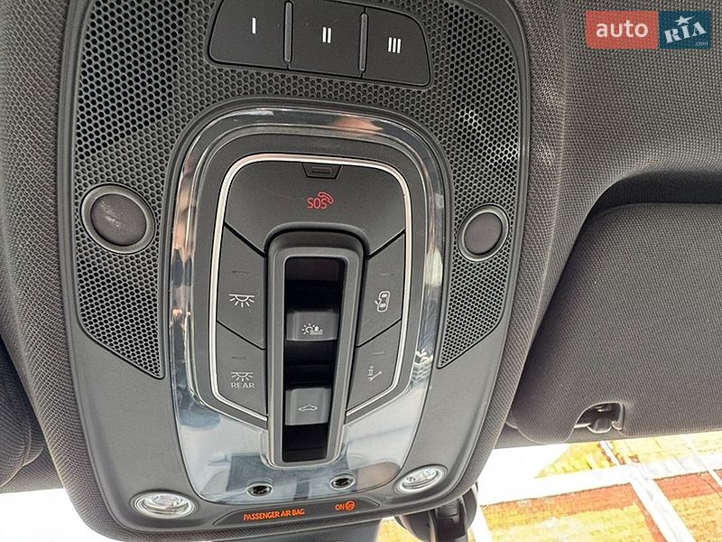 Внедорожник / Кроссовер Audi Q7 2016 в Мукачево