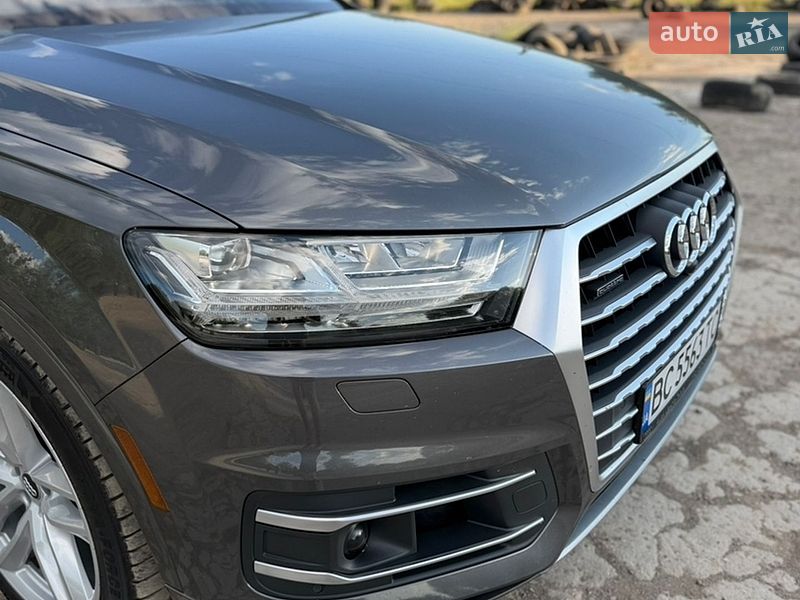 Позашляховик / Кросовер Audi Q7 2018 в Львові