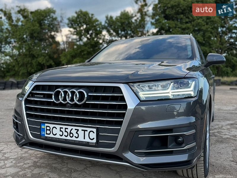 Позашляховик / Кросовер Audi Q7 2018 в Львові