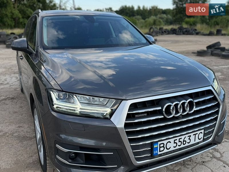 Позашляховик / Кросовер Audi Q7 2018 в Львові