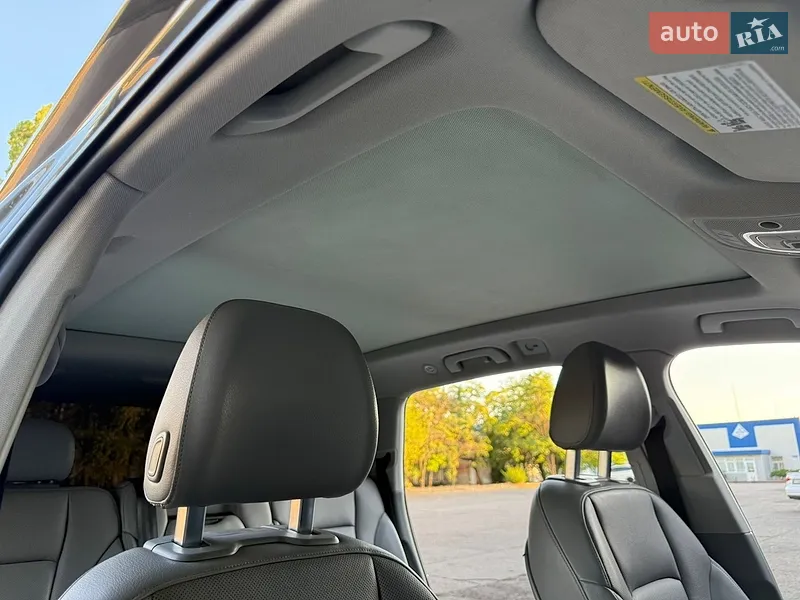 Audi Q7 2017 VIN WA1VAAF72JD011146 фото оголошення 43 з 118