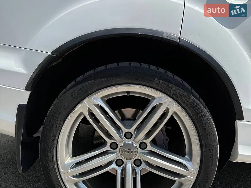 Audi Q7 2011 VIN WA1WMAFE8BD006982 фото оголошення 13 з 75