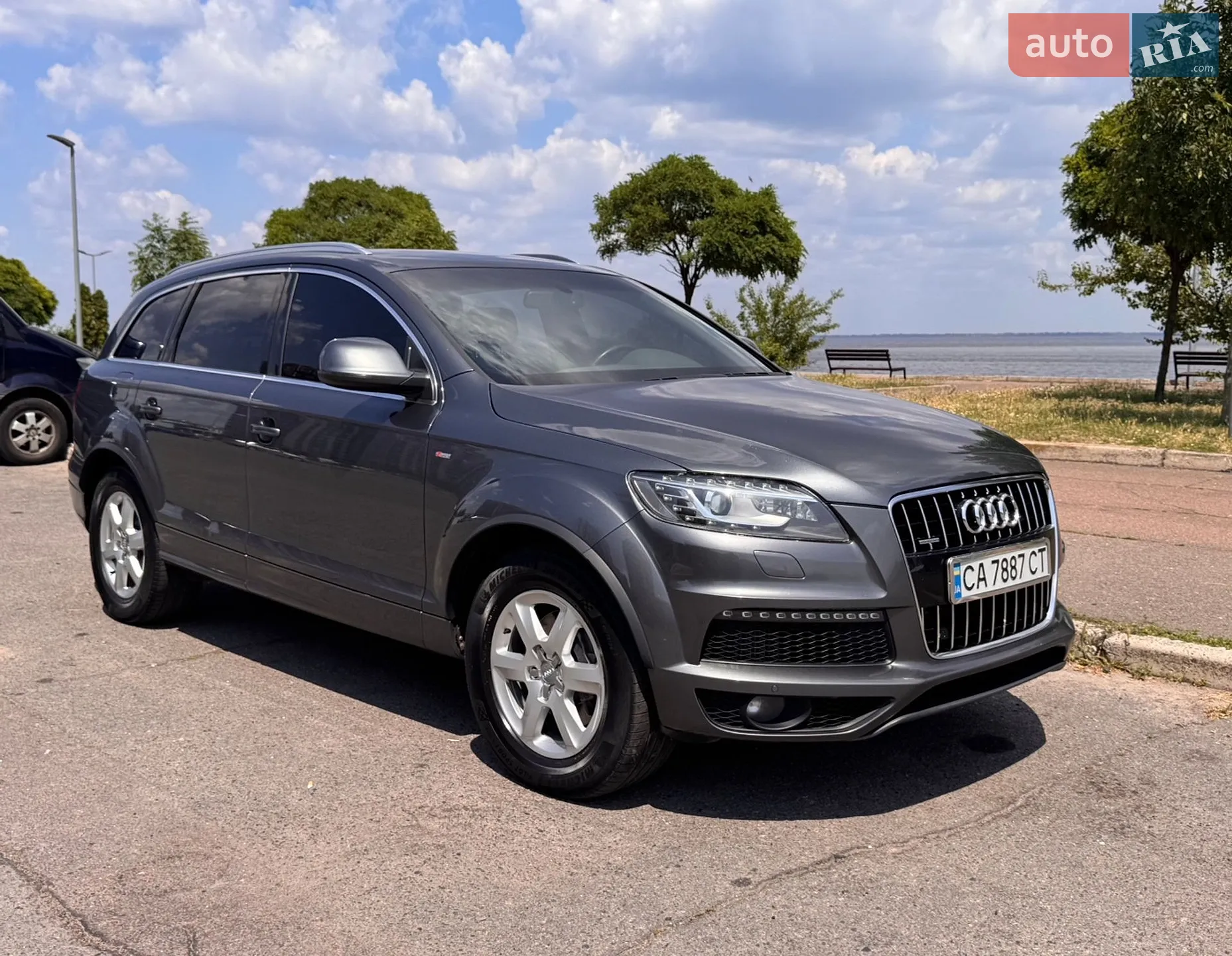 2013 Audi Q7 - мініатюра 2