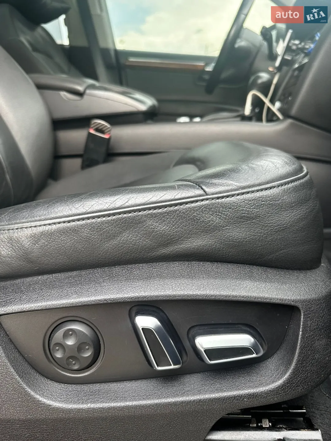 2010 Audi Q7 - мініатюра 27