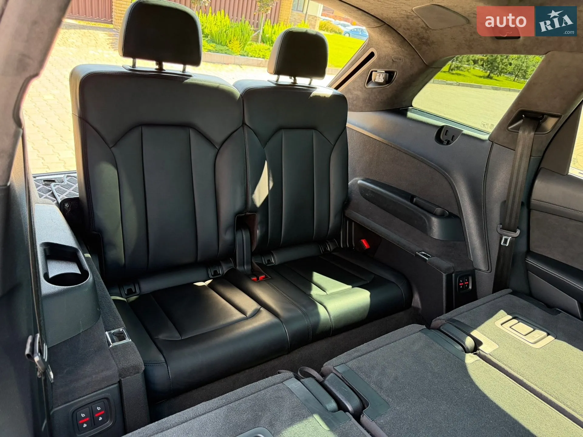 Audi Q7 2018 VIN WAUZZZ4M8JD034497 фото оголошення 27 з 71