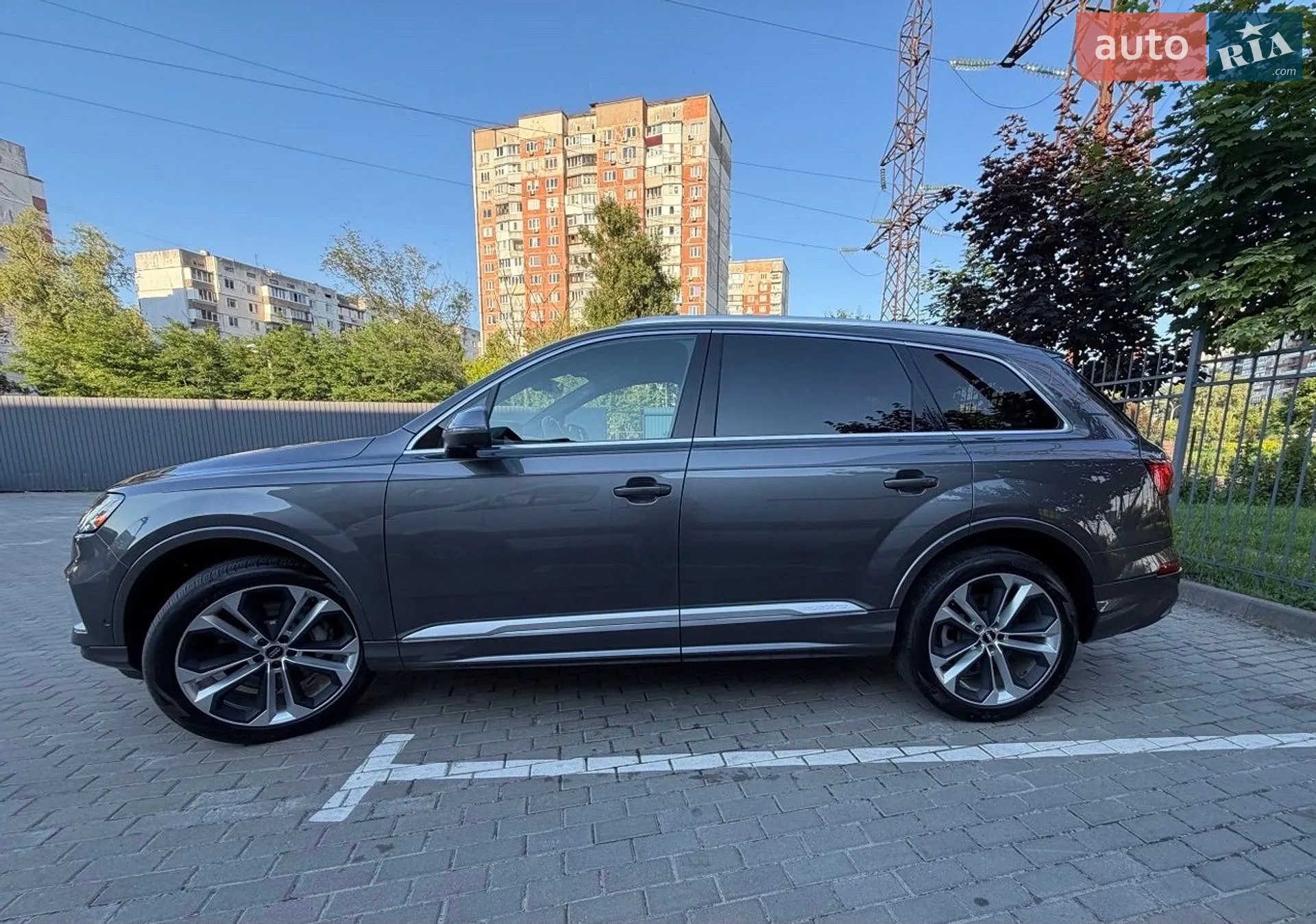 2020 Audi Q7 - мініатюра 2