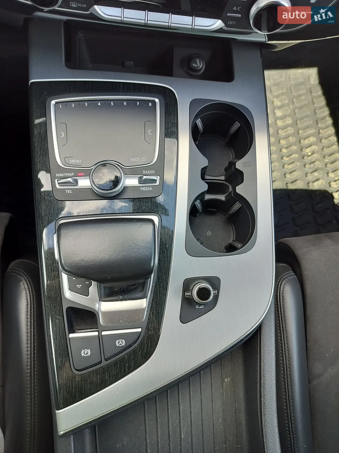2016 Audi Q7 - мініатюра 16