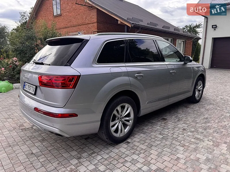 Audi Q7 2016