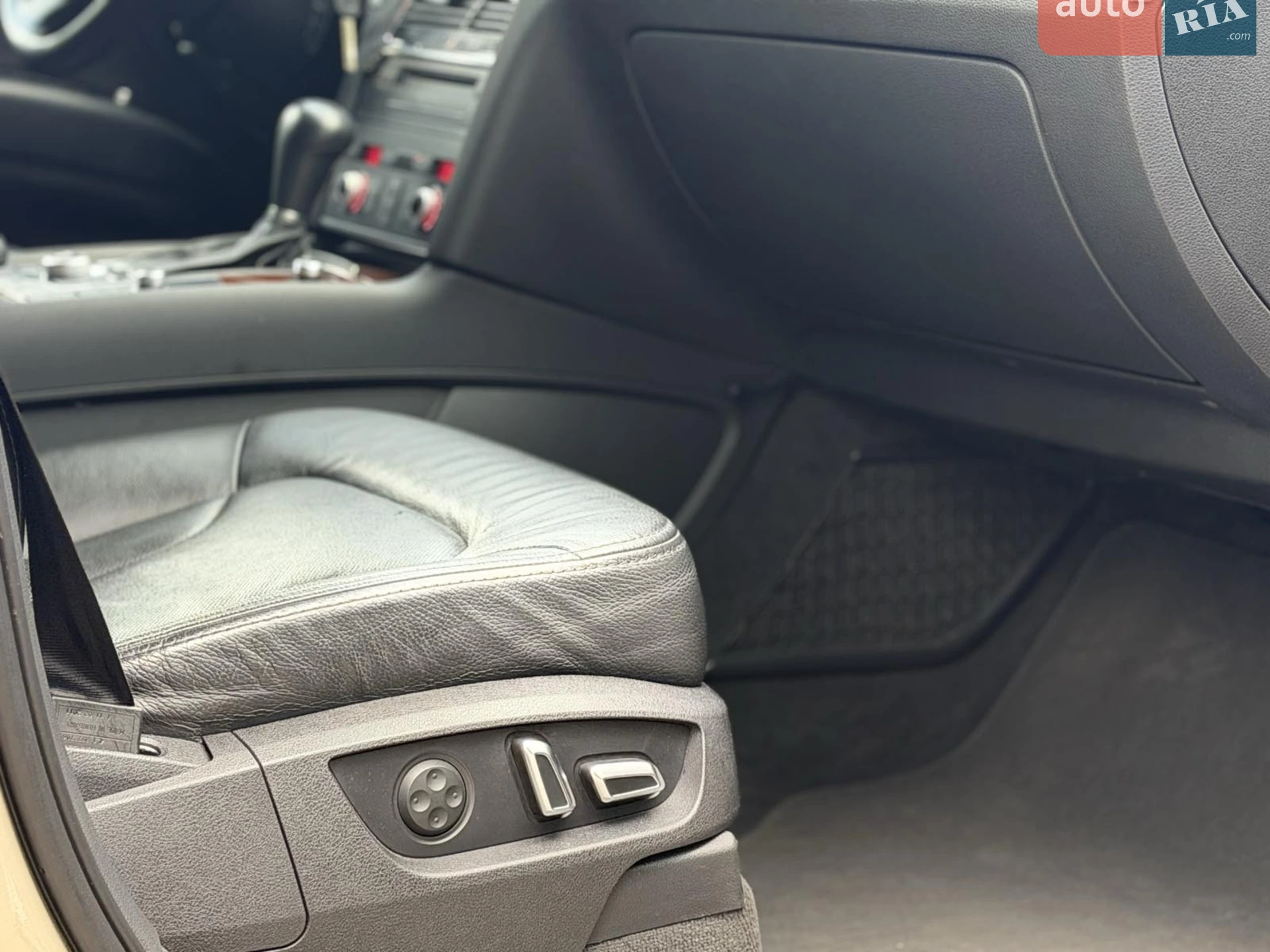 2011 Audi Q7 - мініатюра 11