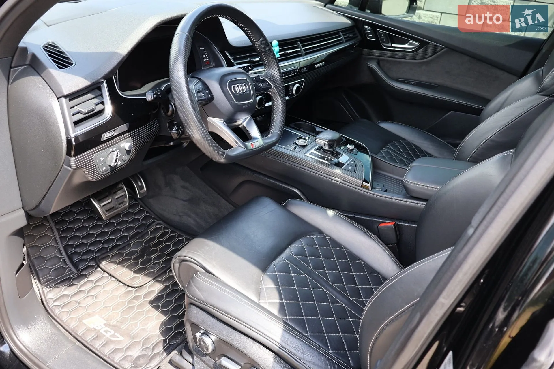 2017 Audi Q7 - мініатюра 27