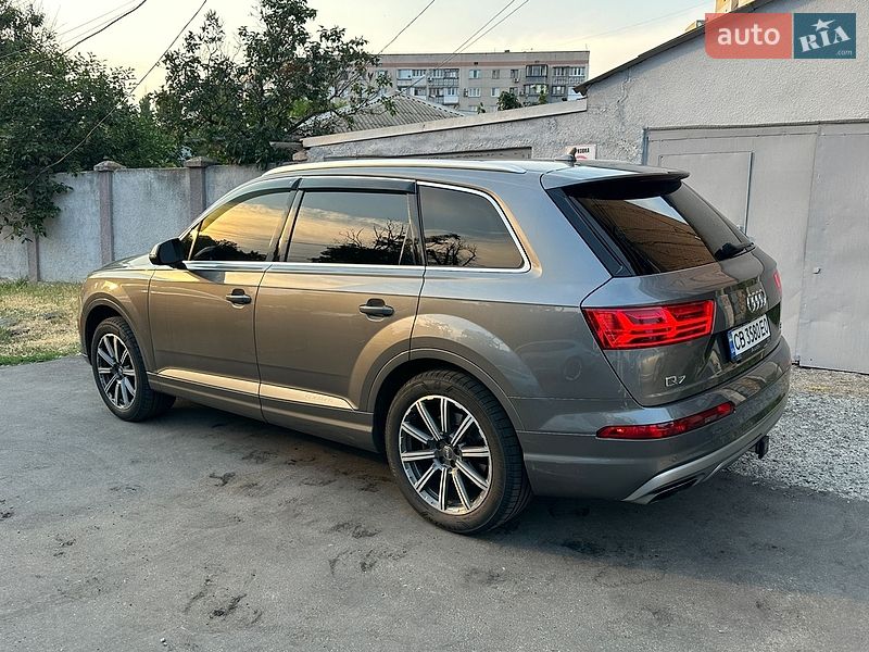 Позашляховик / Кросовер Audi Q7 2016 в Одесі