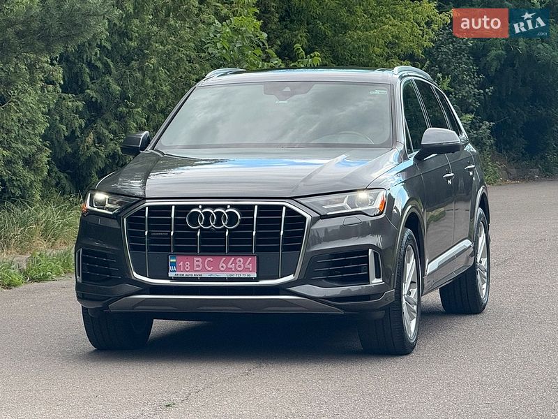 Внедорожник / Кроссовер Audi Q7 2021 в Ровно