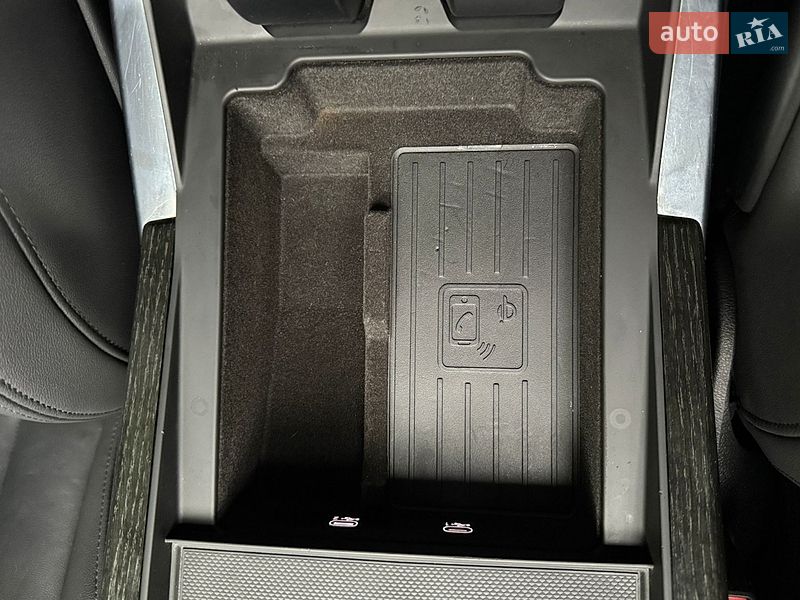 Внедорожник / Кроссовер Audi Q7 2021 в Ровно