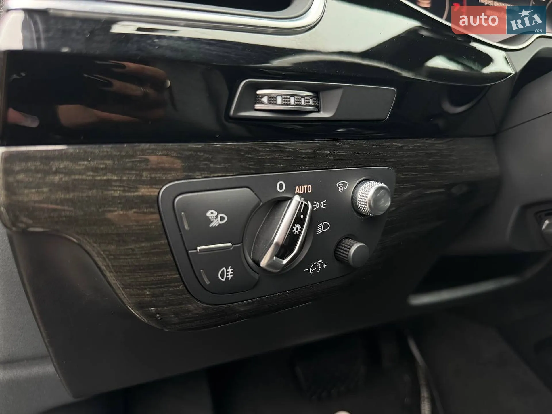 2016 Audi Q7 - мініатюра 17