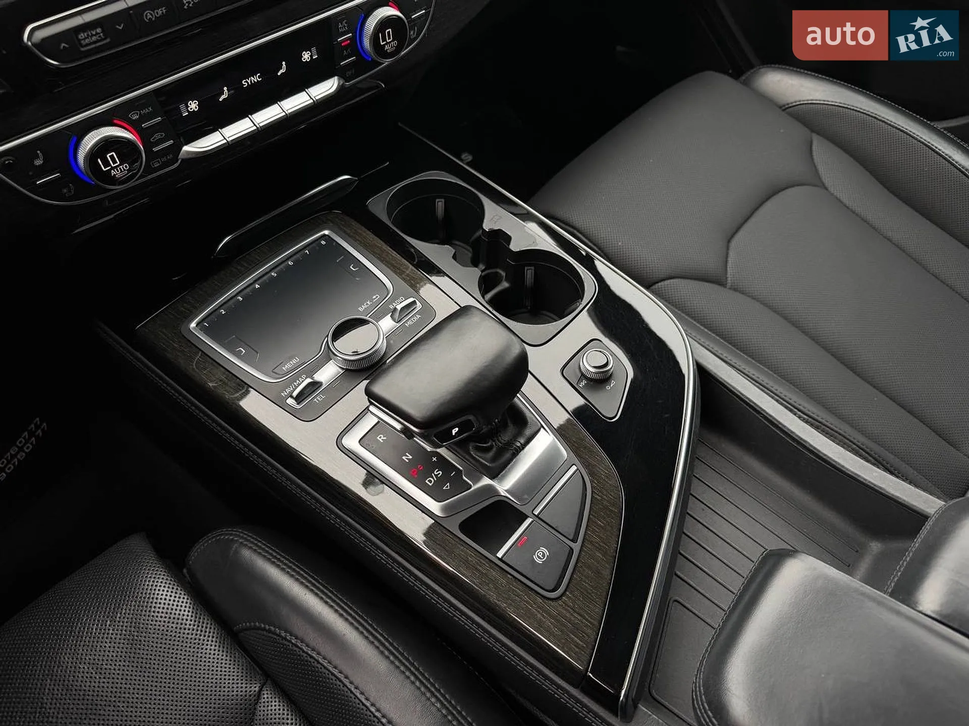 2016 Audi Q7 - мініатюра 28