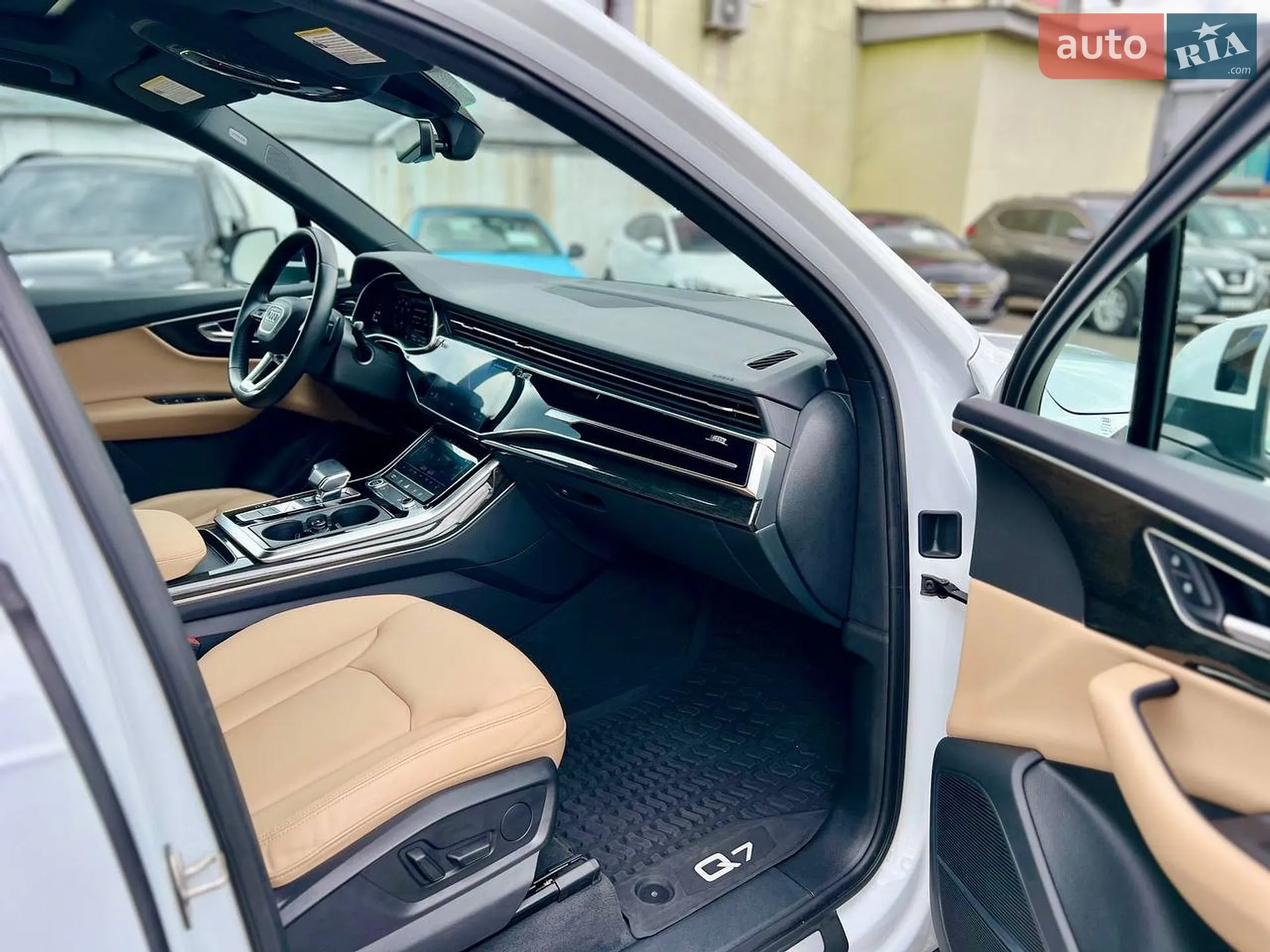 2020 Audi Q7 - мініатюра 17