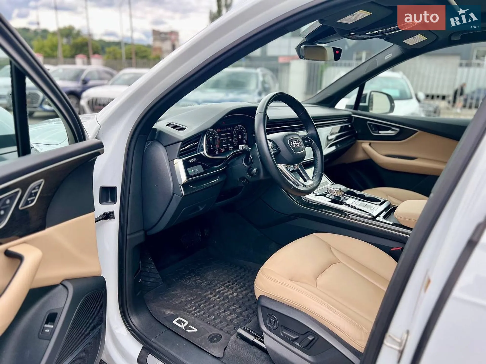 2020 Audi Q7 - мініатюра 15