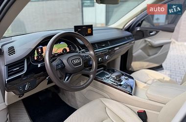 Внедорожник / Кроссовер Audi Q7 2016 в Хмельницком
