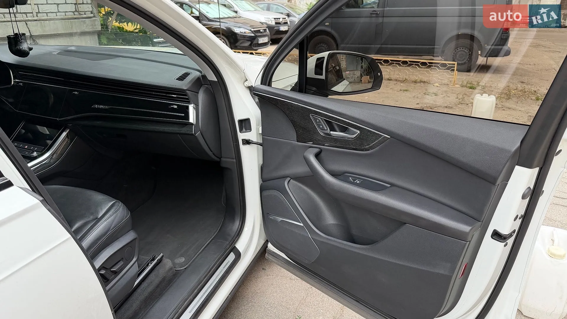 2019 Audi Q7 - мініатюра 33