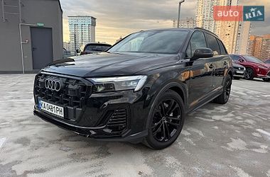 Внедорожник / Кроссовер Audi Q7 2024 в Киеве