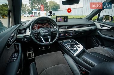 Позашляховик / Кросовер Audi Q7 2016 в Чернівцях