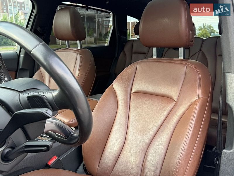 Внедорожник / Кроссовер Audi Q7 2016 в Киеве