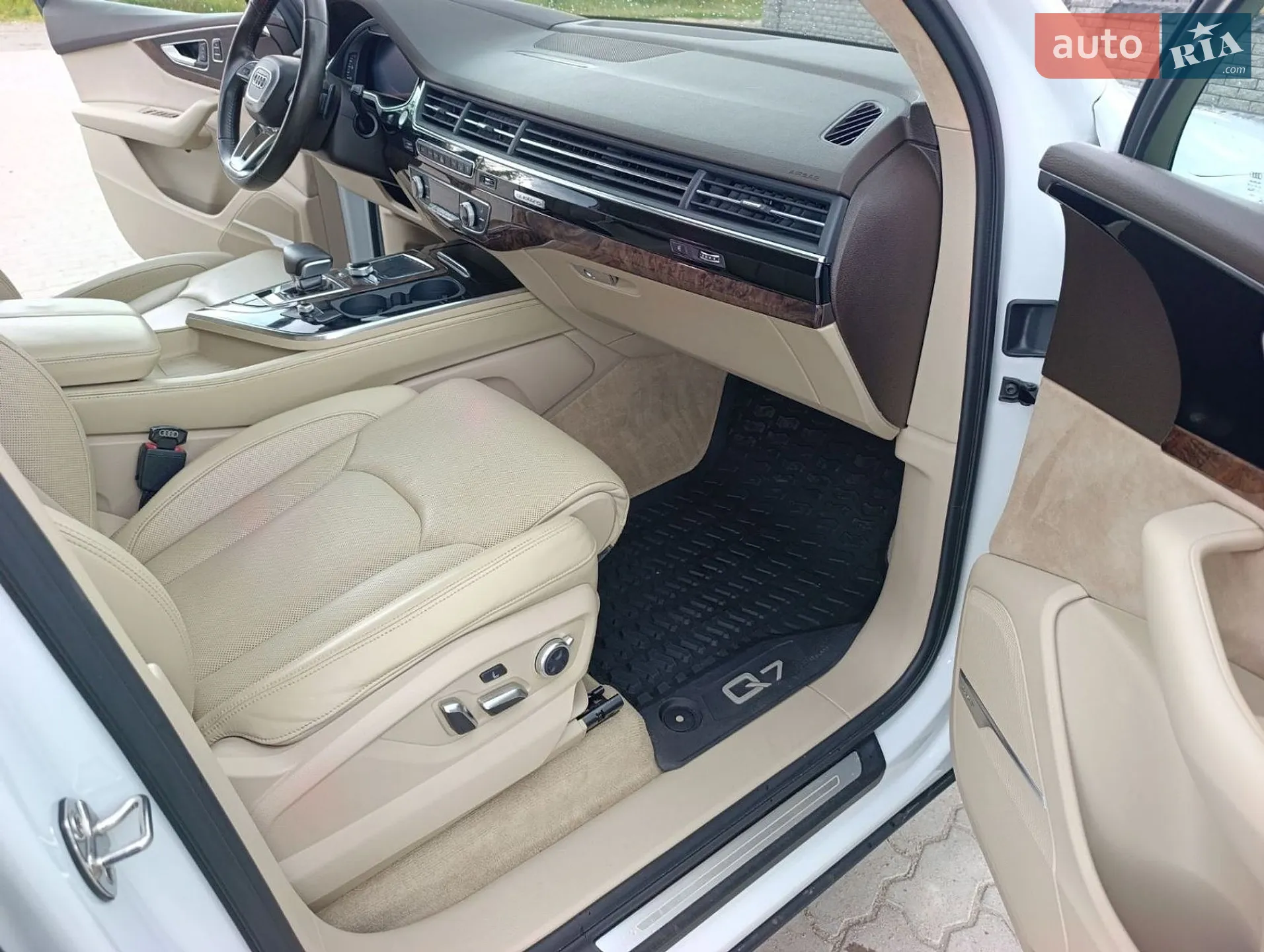 2017 Audi Q7 - мініатюра 38