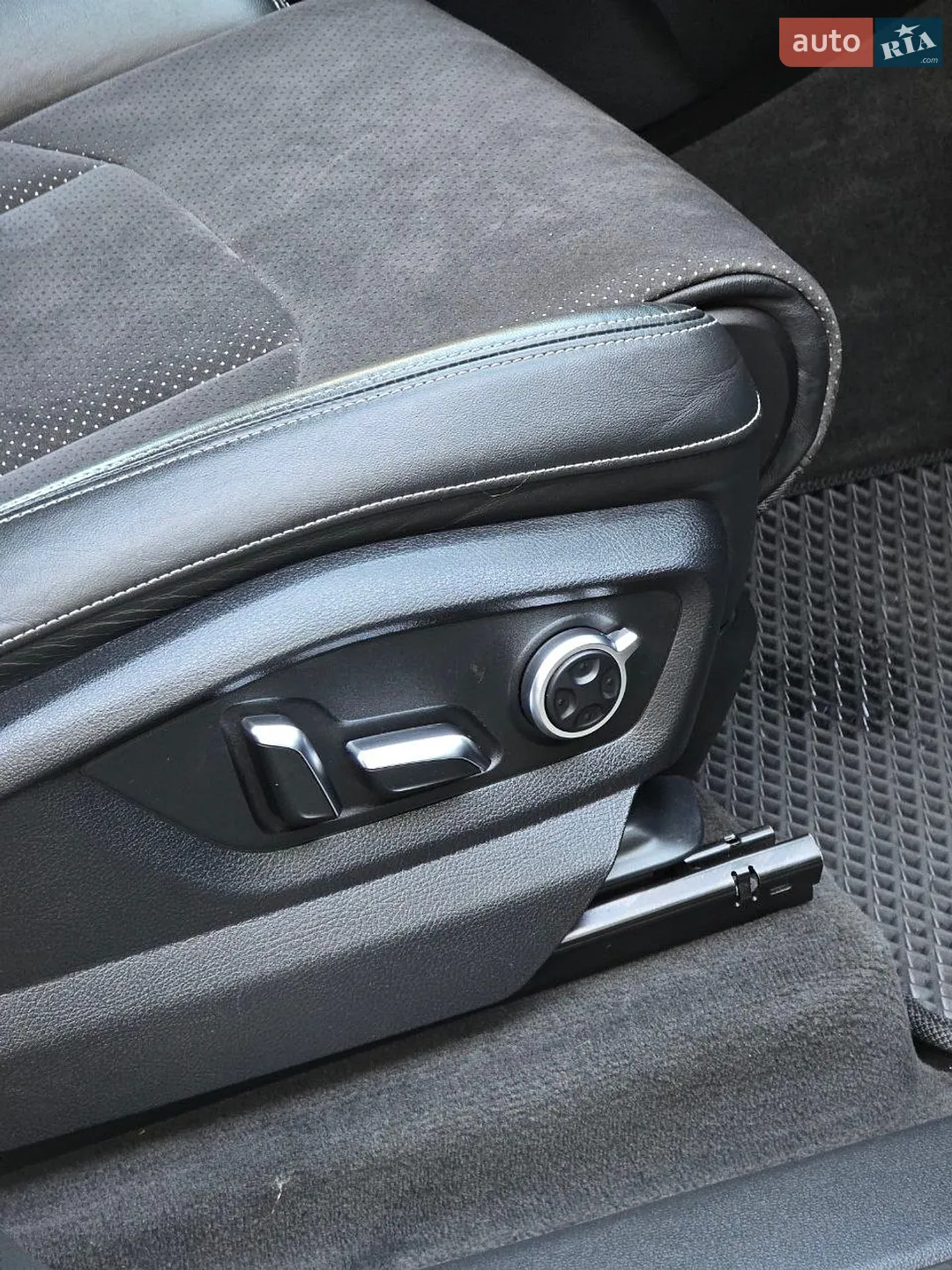 2016 Audi Q7 - мініатюра 22