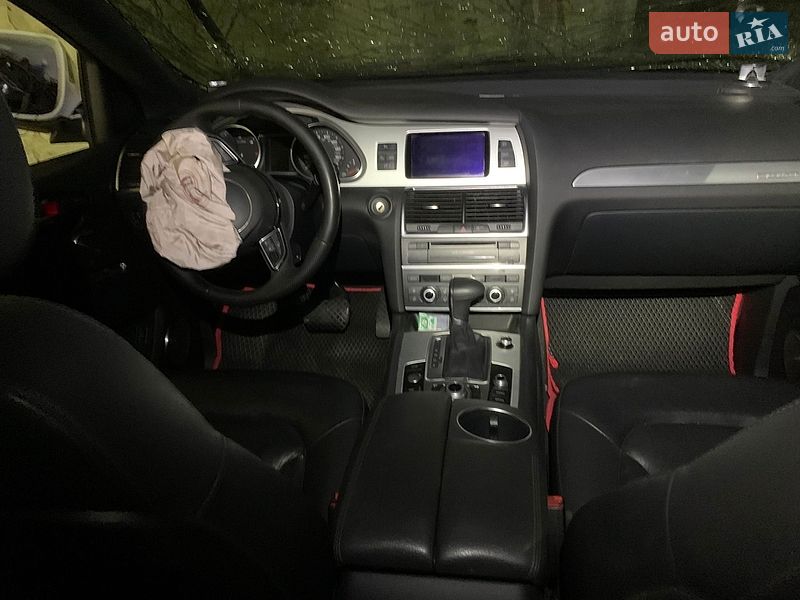 Позашляховик / Кросовер Audi Q7 2013 в Білій Церкві фото 12 Позашляховик / Кросовер Audi Q7 2013 в Білій Церкві