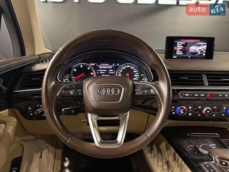 Позашляховик / Кросовер Audi Q7 2016 в Одесі