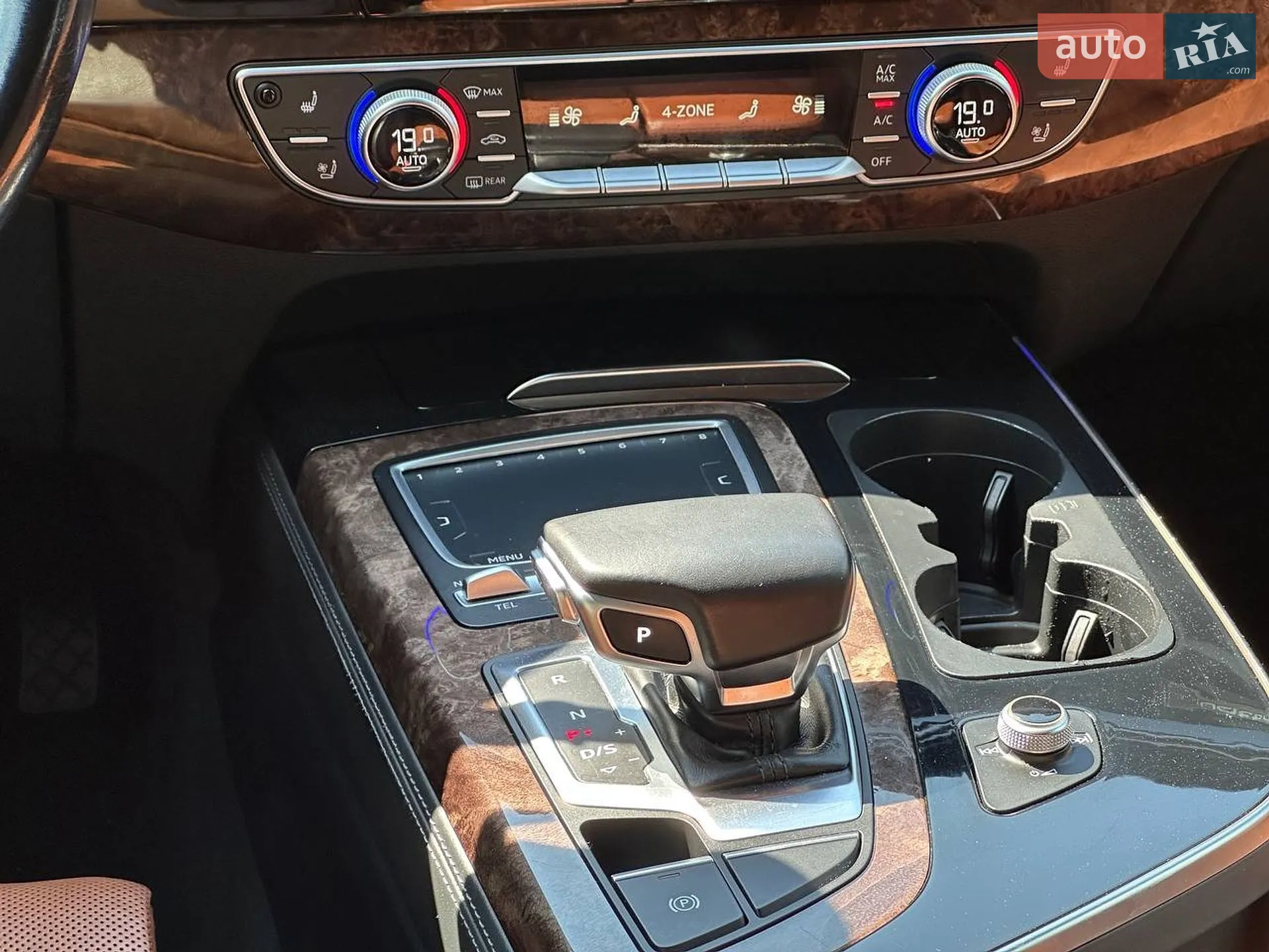 2016 Audi Q7 - мініатюра 20