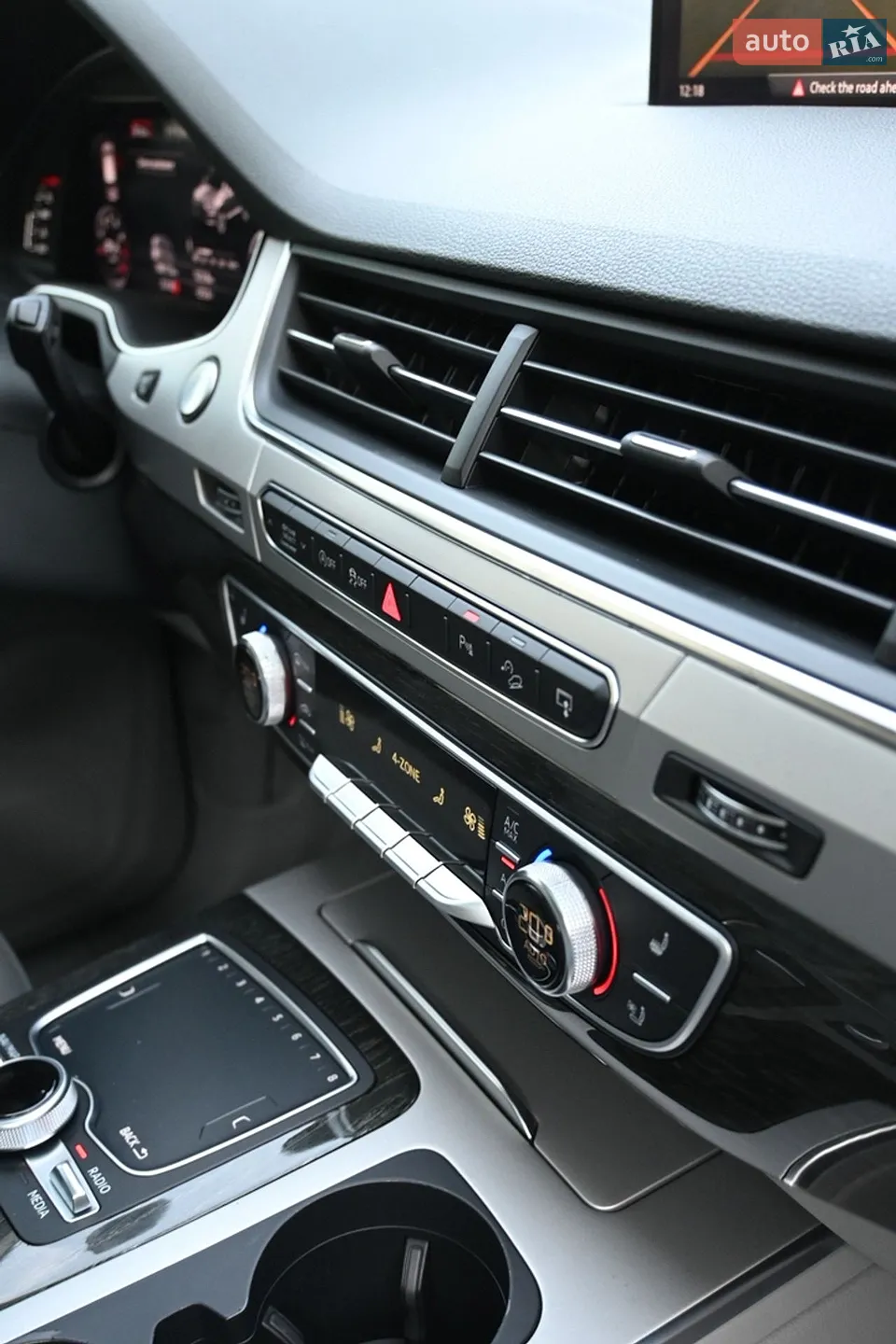 2016 Audi Q7 - мініатюра 20