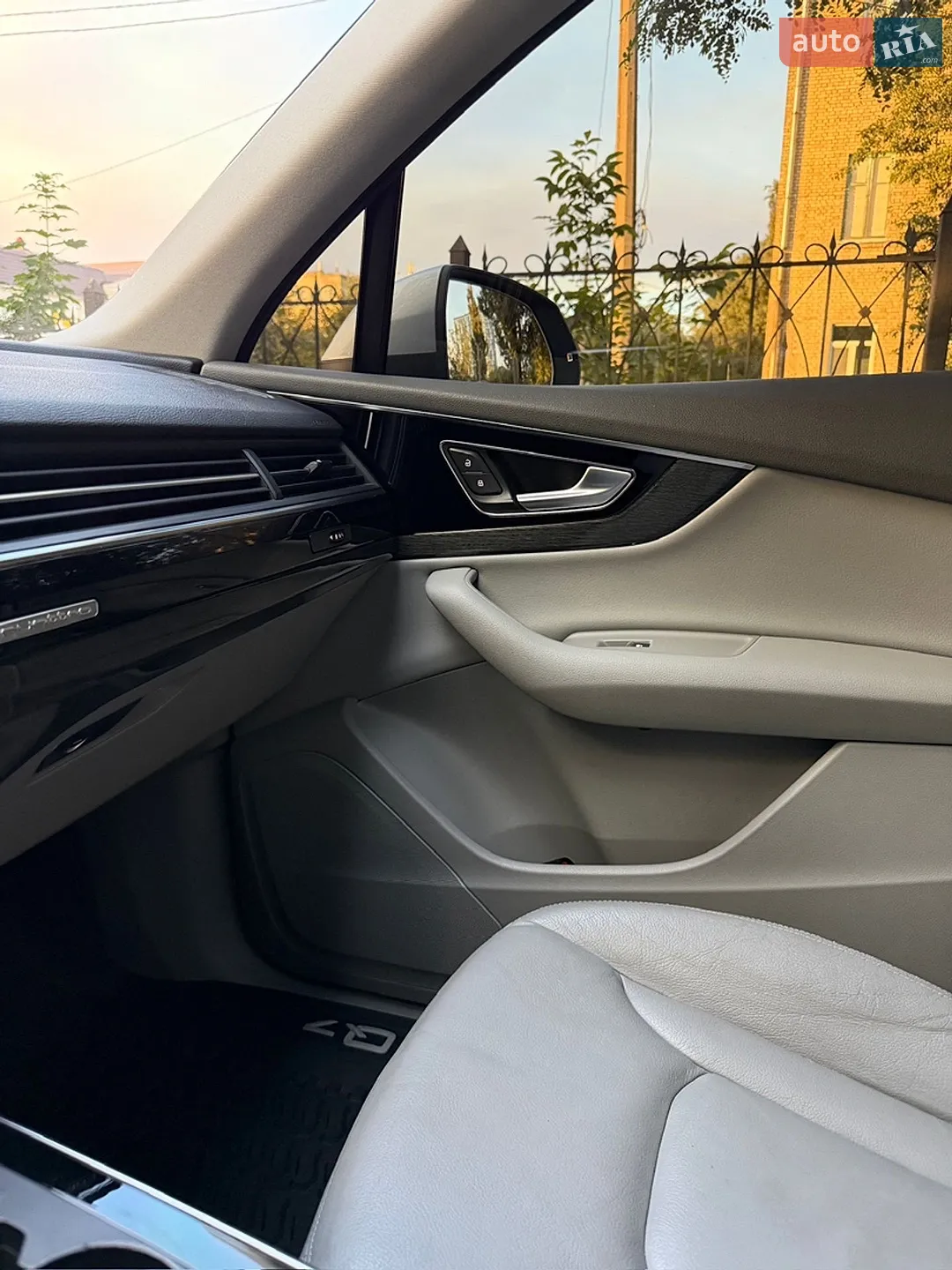 2015 Audi Q7 - мініатюра 25