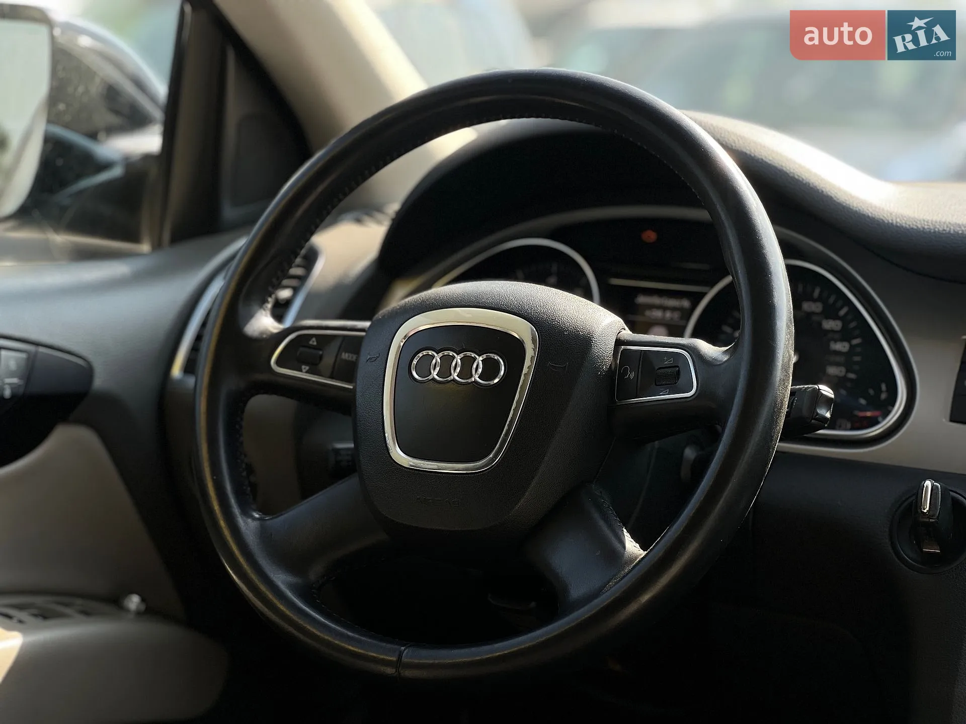 2010 Audi Q7 - мініатюра 21